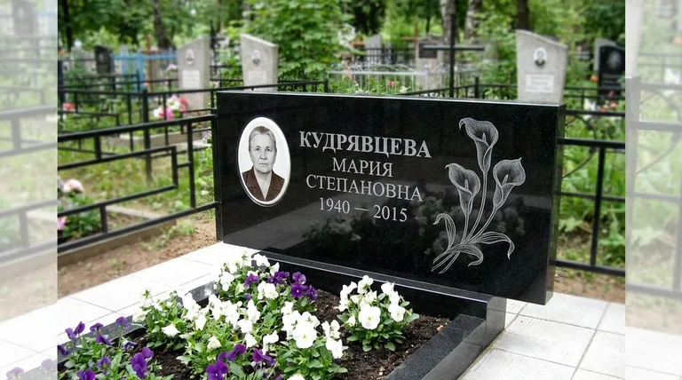 Памятник с гравировкой калл — выполненная работа «Кудрявцева» в Ульяновске