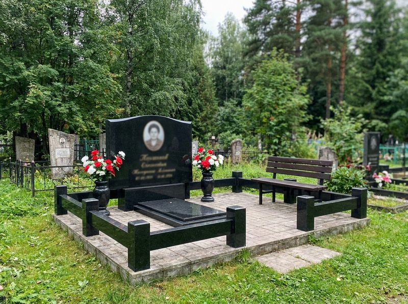 Памятник под ключ в Ульяновске — пример 4